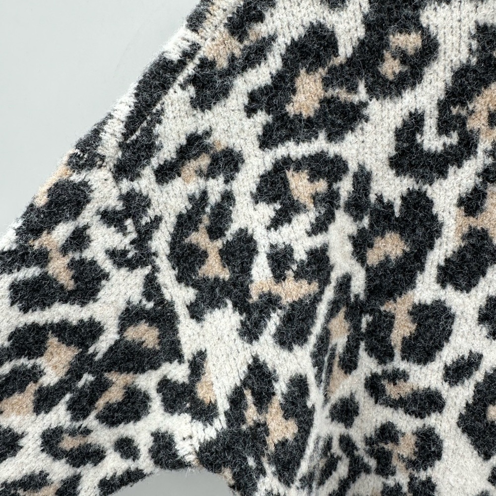 Loft animal print cowl neck super soft woman’s Cottagecore sweater. SMALL - Picture 9 of 11
